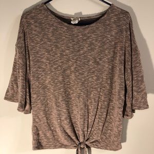 Caution to the Wind Light Grey Pink Tie Front